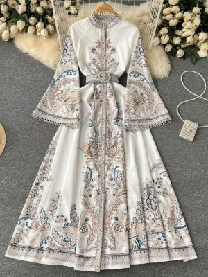Retro printed round neck flared sleeve dress