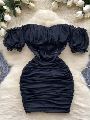 Pure sexy one-shoulder strapless dress for women with scheming off-shoulder pleated lace fitted waist pack hips