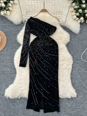 Scheming diagonal collar, one shoulder, waist slimming, hot diamond mesh dress